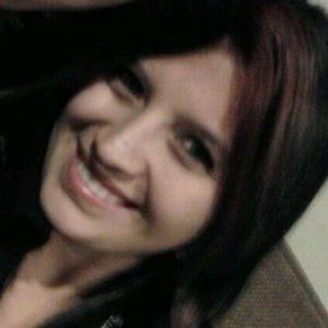 Meet your Posher, Raquel